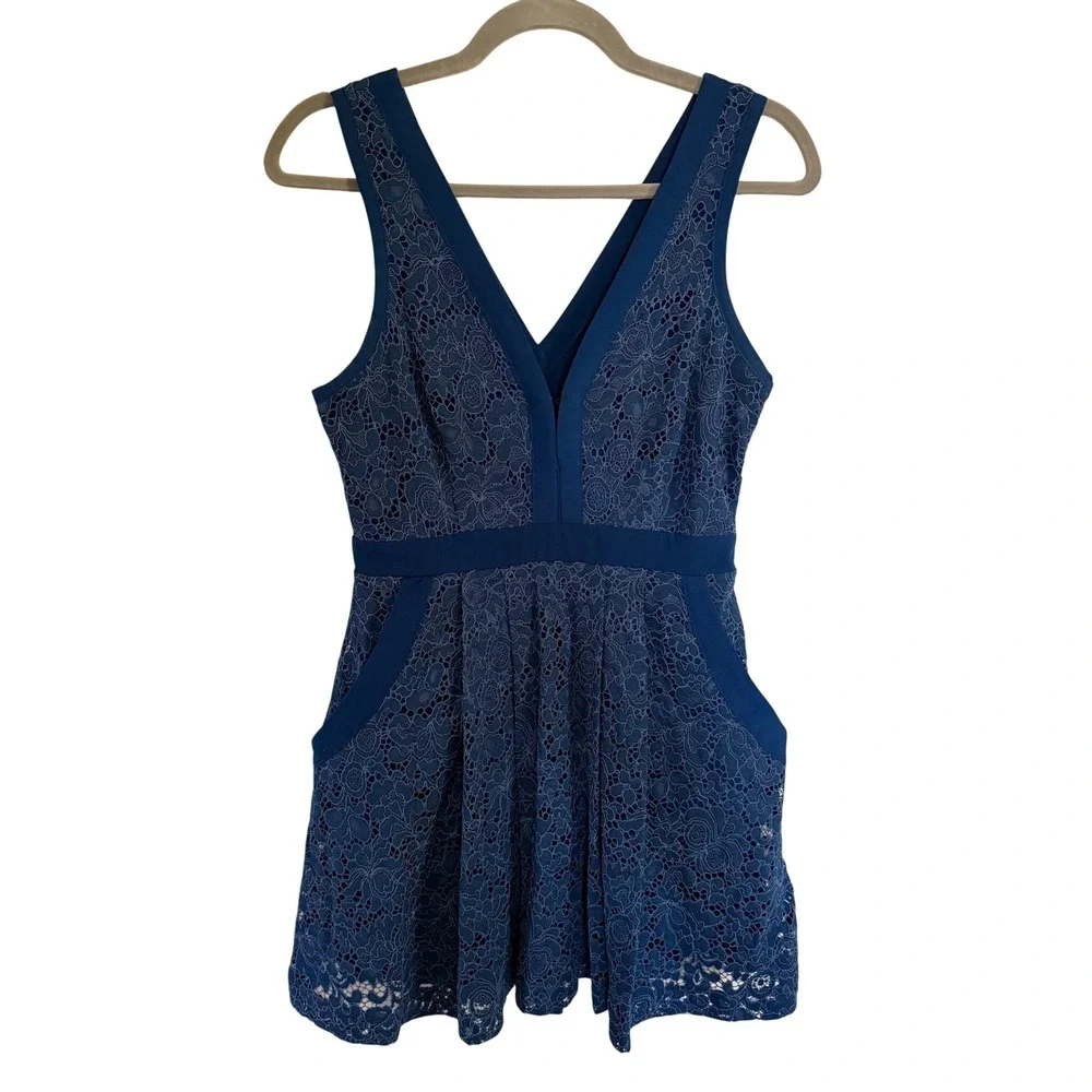 Free People Blue Lace Mini‎ Dress Open Back Size XS Romantic Wedding Guest